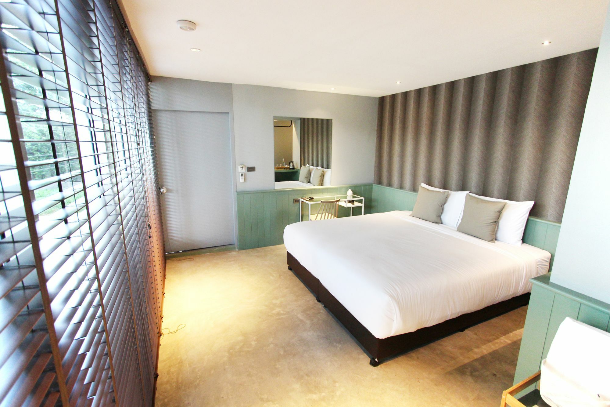 Khách sạn Airtel Hideaway Ari Bangkok
