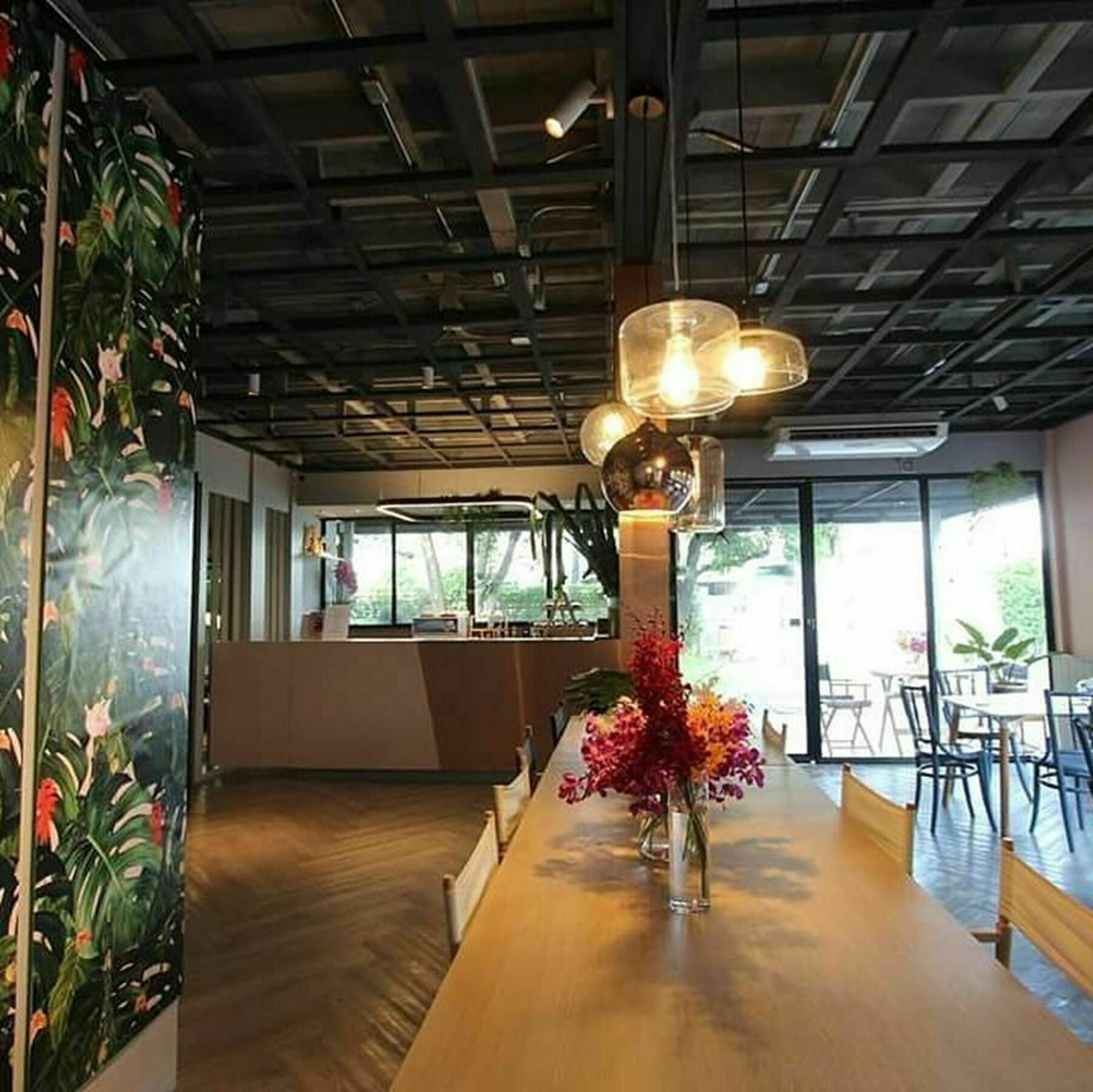 Khách sạn Airtel Hideaway Ari Bangkok
